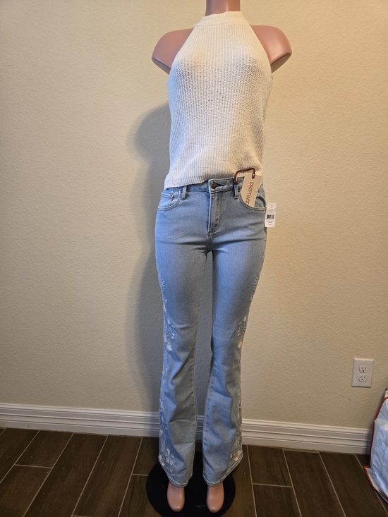 DRIFTWOOD Light Blue Floral Embroidered Women's Jeans - Picture 2 of 5